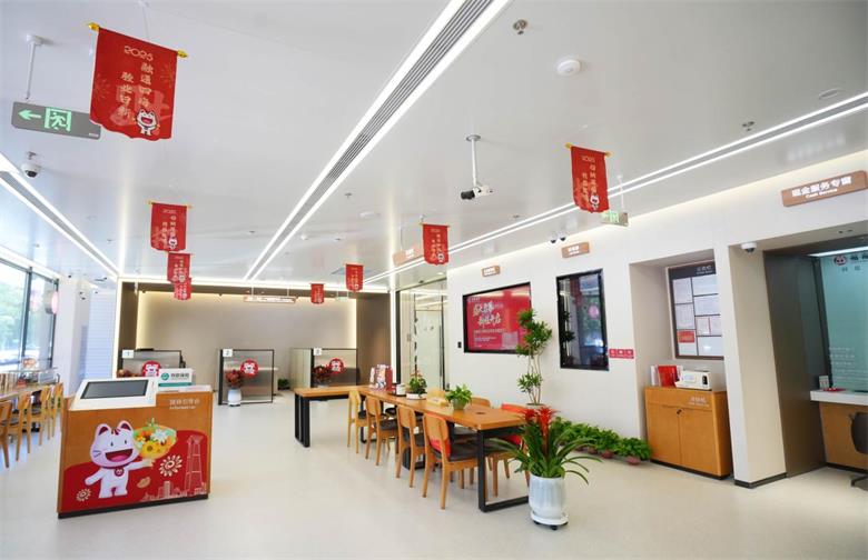 1754017714274999.jpg 2.jpg